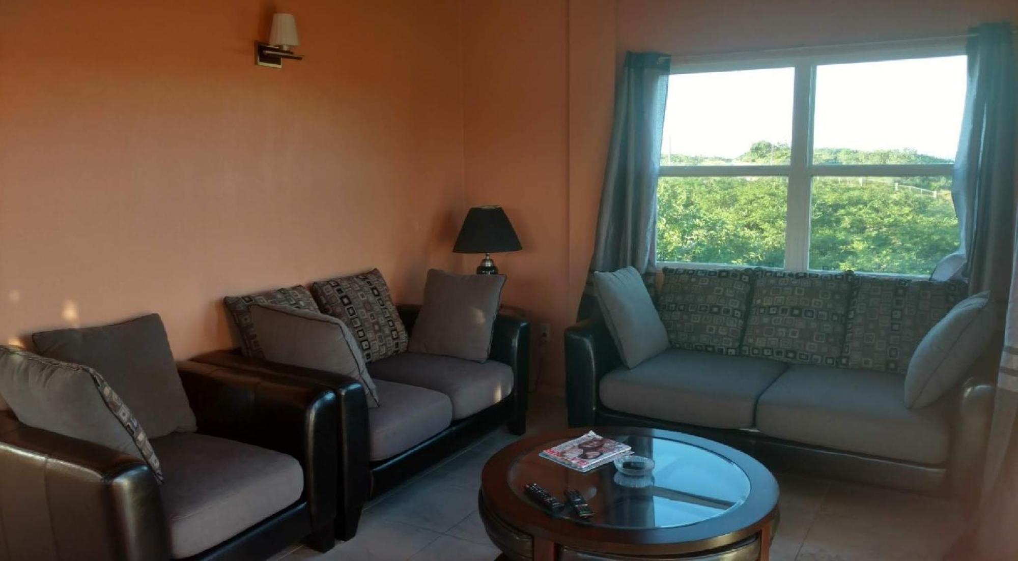 Zeus Estate Guesthouse St. John's Zewnętrze zdjęcie